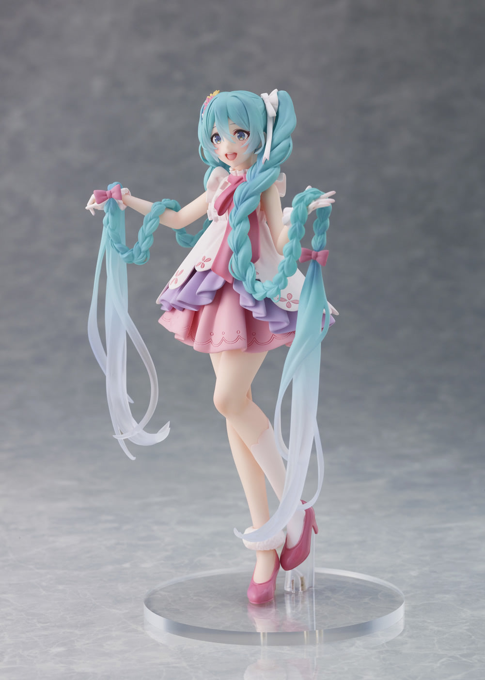 Hatsune Miku (Rapunzel) Wonderland Vocaloid Figure Taito