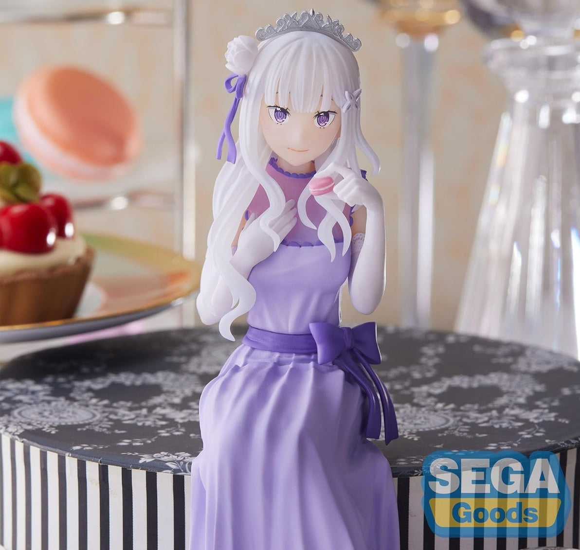 Emilia (Dressed-Up Party Ver.) Lost Memories Premium Perching Re:Zero Figure Sega