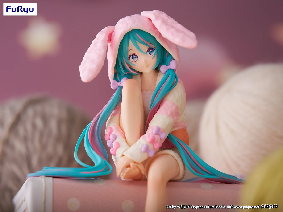 Hatsune Miku (Rabbit Ear Hood Pajama Ver.) Noodle Stopper Vocaloid Figure FuRyu