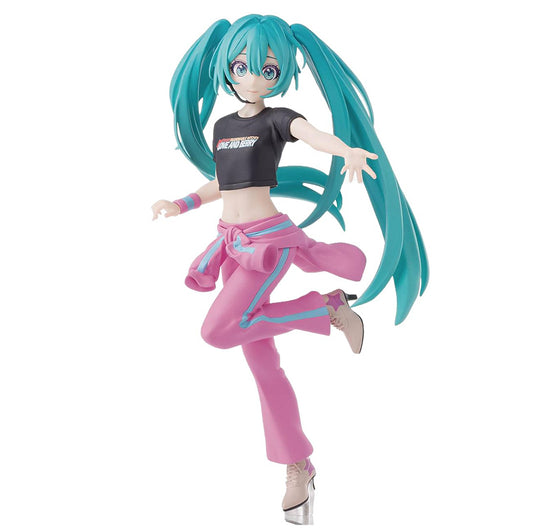Hatsune Miku x Love and Berry Dress Up and Dance! Vocaloid Figure Sega