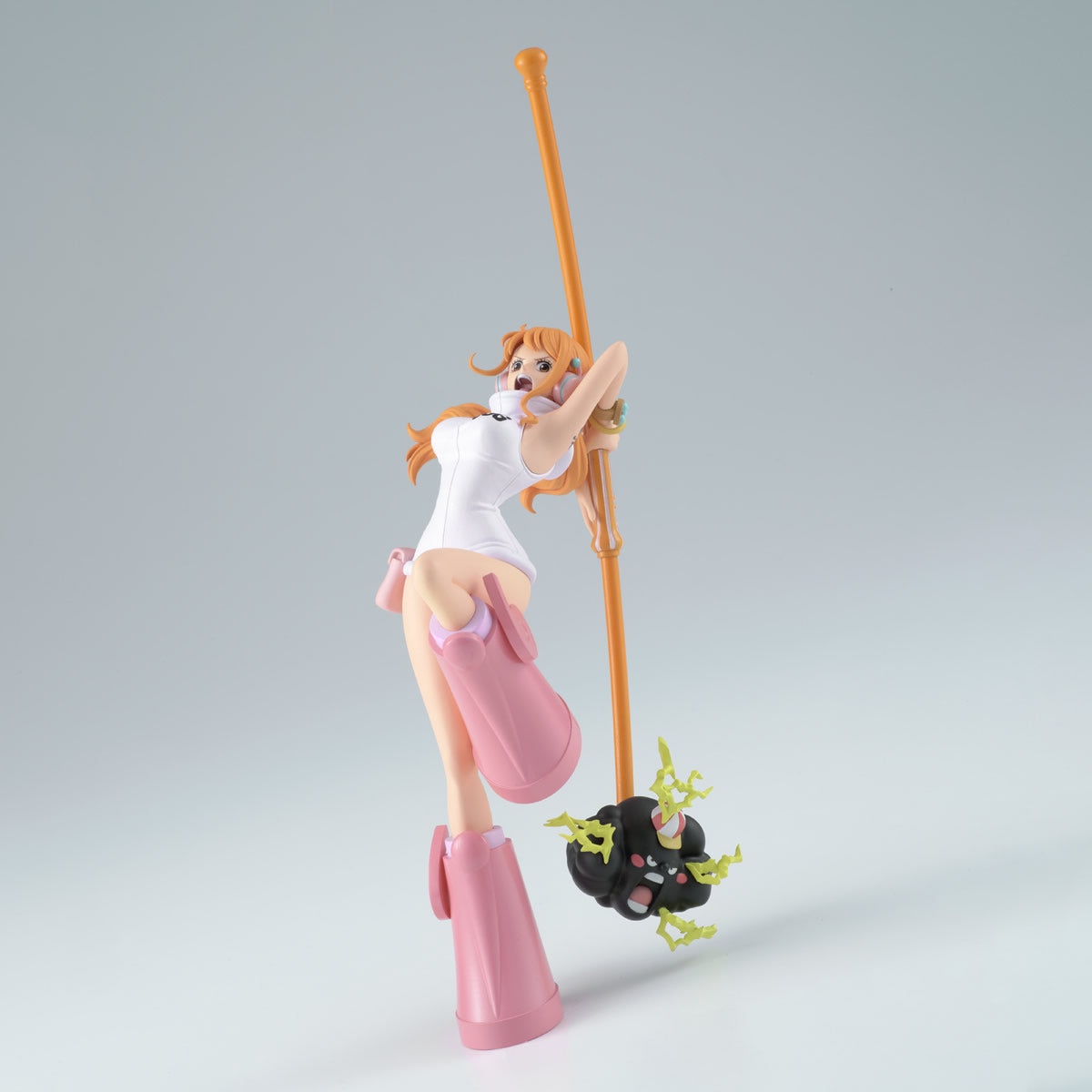 Nami Egghead Island Battle Record Collection One Piece Figure Banpresto Bandai