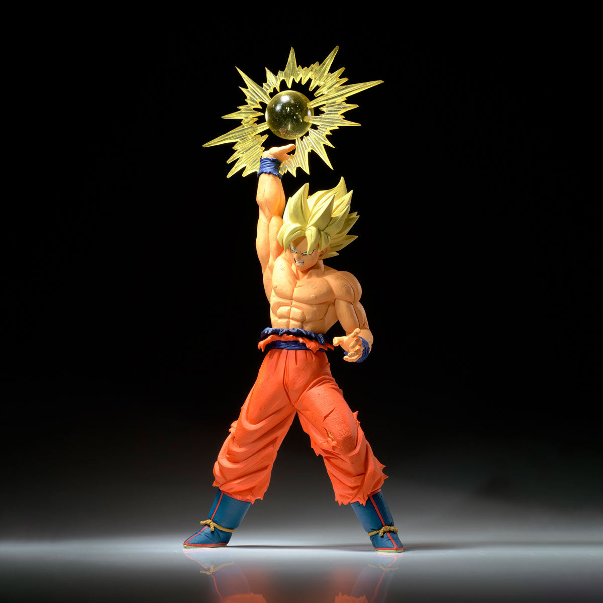 Son Goku G×Materia Super Saiyan 'Burst Sphere' Dragon Ball Z Figure Banpresto Bandai