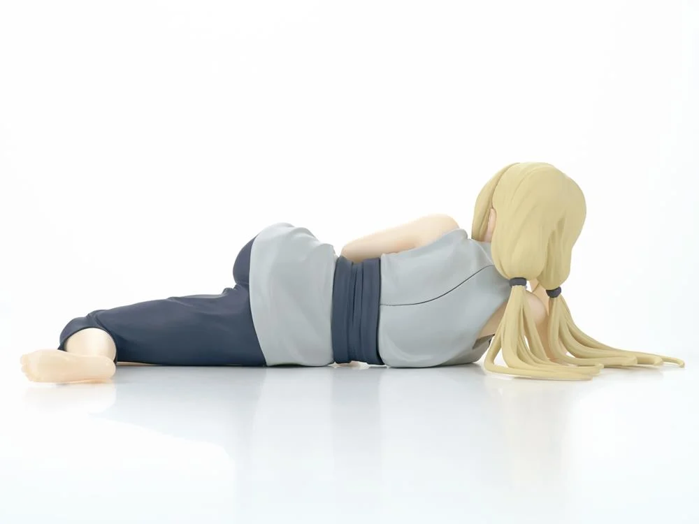 Tsunade Relax Time Naruto Shippuden Figure